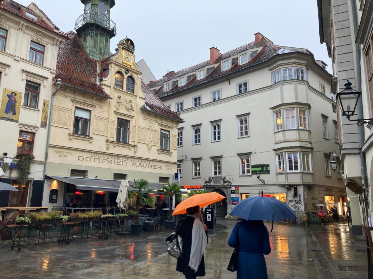 Carillon By Bestchoice - Old City - Self Check-In With Parking Option Грац Екстериор снимка