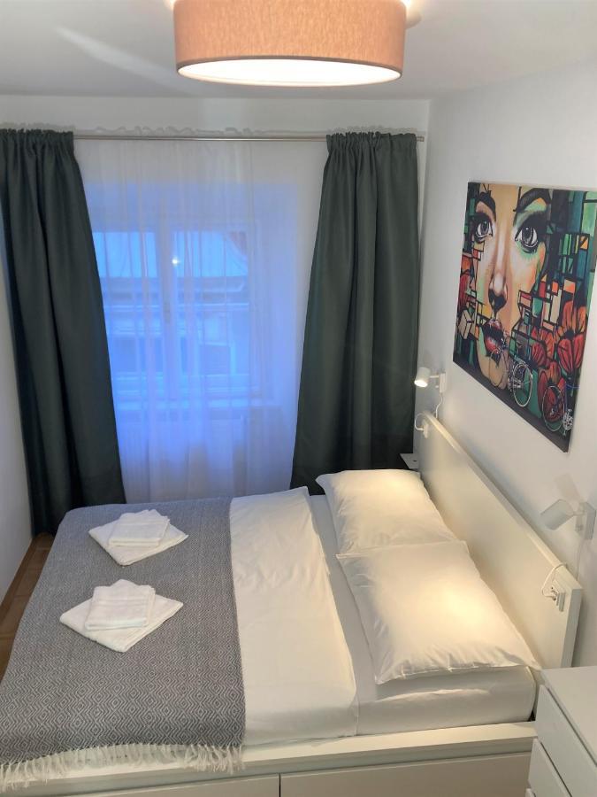 Carillon By Bestchoice - Old City - Self Check-In With Parking Option Грац Екстериор снимка
