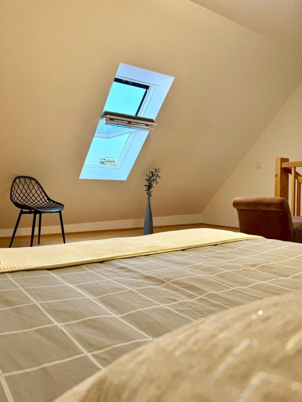 Carillon By Bestchoice - Old City - Self Check-In With Parking Option Грац Екстериор снимка